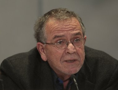 Γ.Μουζάλας: Δίνει «τέλος» σε σενάρια παράιτησής του